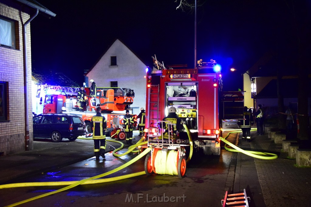 Feuer 2 Koeln Porz Langel Hinter der Kirche P170.JPG - Miklos Laubert